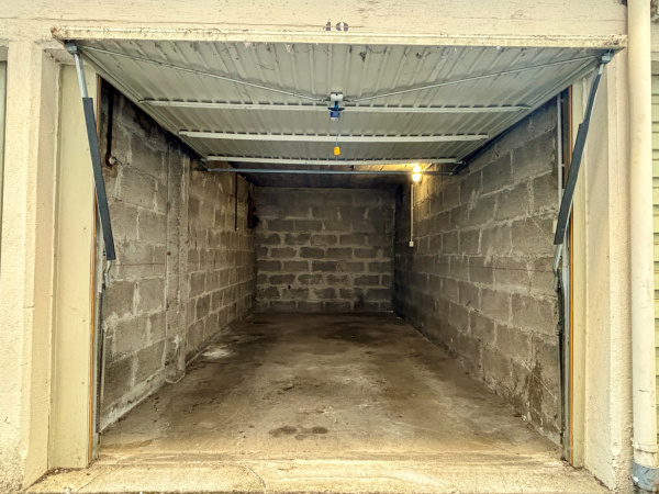 Offres de location Garage Grenoble 38100